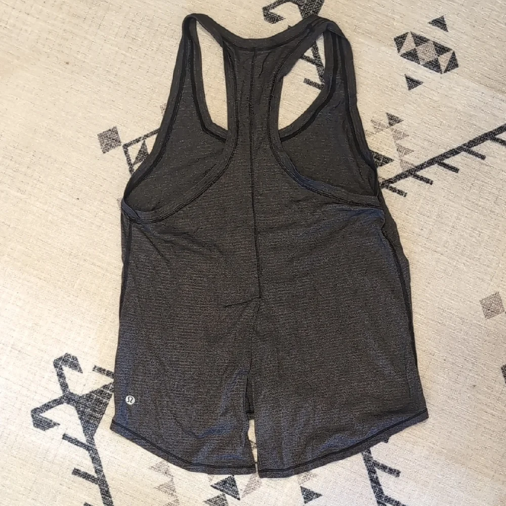 lululemon athletica Black Tank Top - Picture 2 of 2
